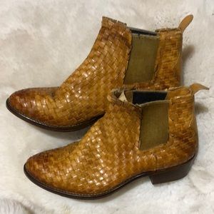 Parkas leather weave ankle boots size 37